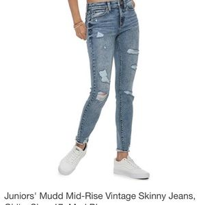 New Mudd Mid Rise Vintage Skinny